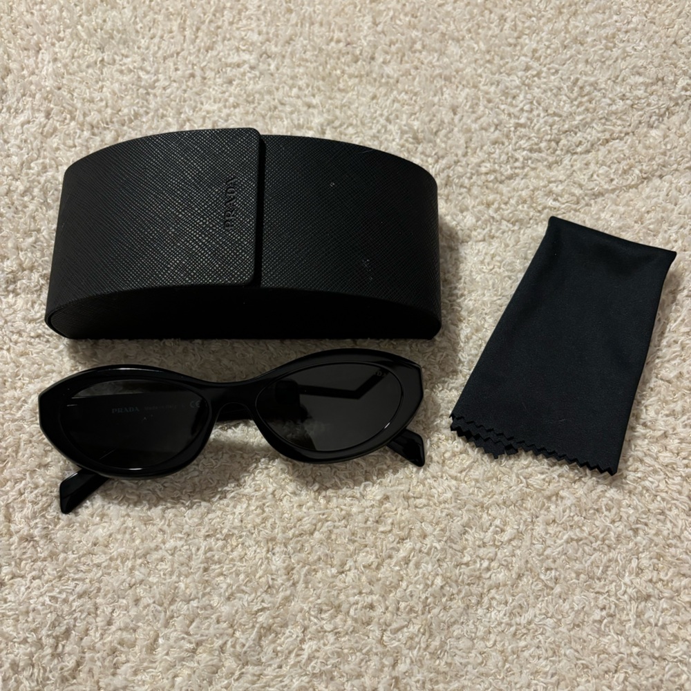 Prada Symbole Sunglasses!
